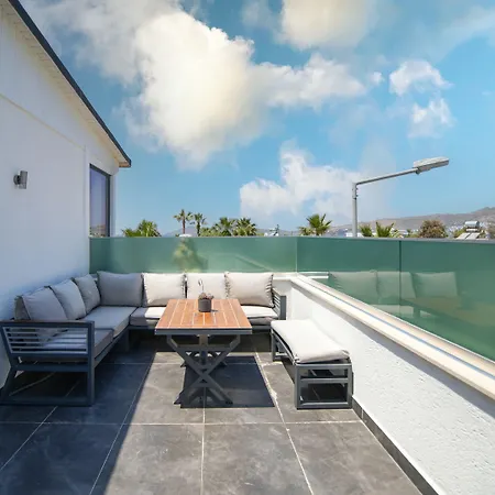 Sea Palm Hotel