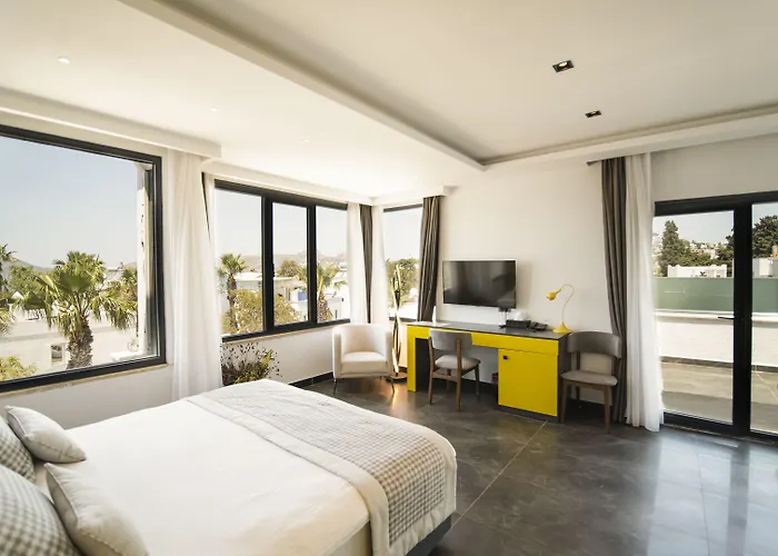 Sea Palm Hotel